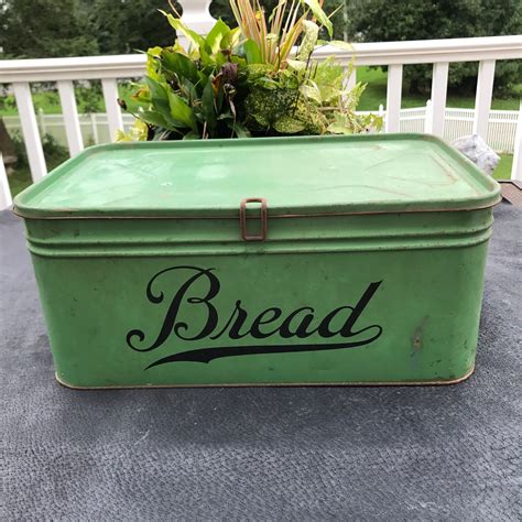 Vintage/Retro Metal Bread Boxes for sale 